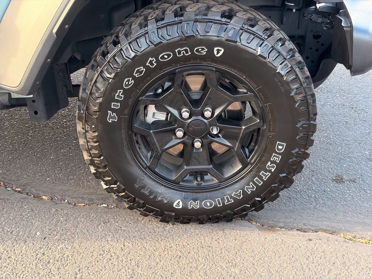 Used 2023 Jeep Wrangler Unlimited AWD/4WD image 25