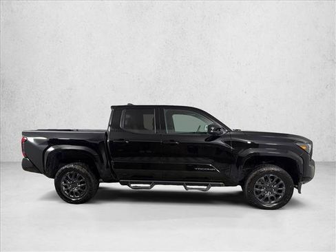 Used 2025 Toyota Tacoma SR5 RWD image 2