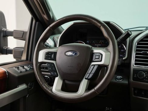 Used 2018 Ford F250 King Ranch w/ King Ranch Ultimate Package AWD/4WD image 35