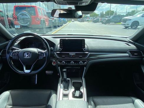 Used 2019 Honda Accord Sport image 17