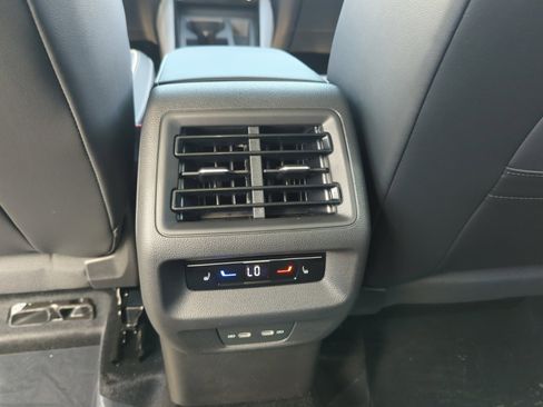 New 2026 Volkswagen Tiguan SEL R-Line image 31