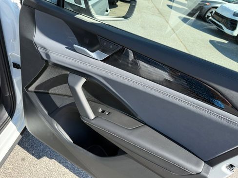 New 2026 Volkswagen Tiguan SE AWD/4WD image 31