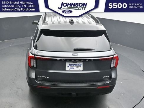 Certified 2025 Ford Explorer Active AWD/4WD image 26