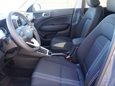 New 2026 Hyundai Venue SEL FWD image 19