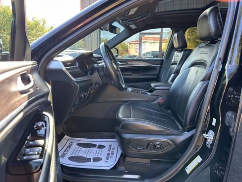 Used 2021 Jeep Grand Cherokee L Overland image 13