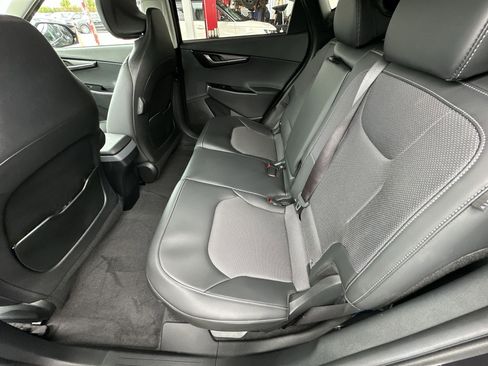 Certified 2025 Kia EV6 Light image 27