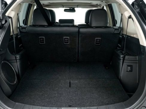 Used 2019 Mitsubishi Outlander SEL image 27