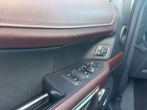 Used 2022 Ford Expedition Max Limited image 7
