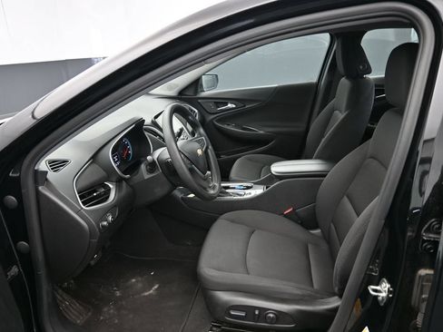 Used 2023 Chevrolet Malibu LT w/ Driver Confidence Package FWD image 14