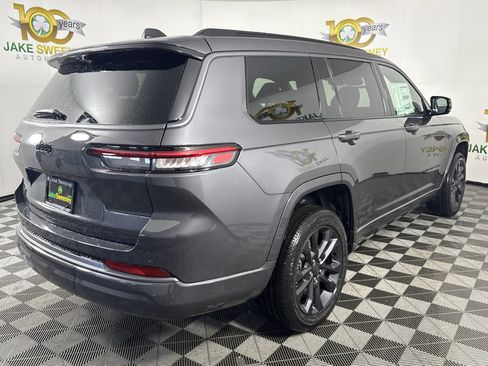 New 2026 Jeep Grand Cherokee L Limited AWD/4WD image 10