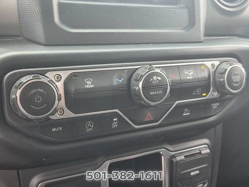 Used 2023 Jeep Wrangler Unlimited Sport AWD/4WD image 21