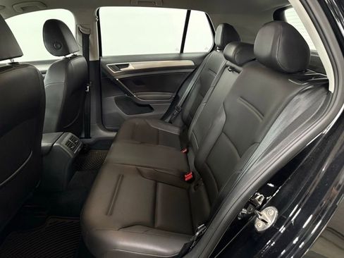 Used 2015 Volkswagen Golf TDI S FWD image 15