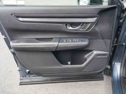 Used 2025 Honda CR-V Sport image 25