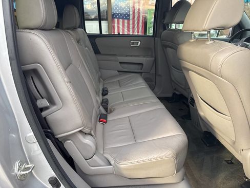 Used 2014 Honda Pilot Touring image 22
