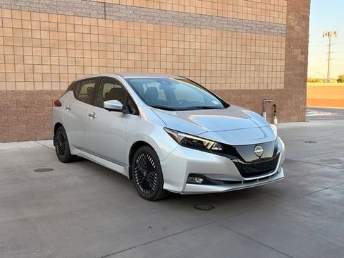 Used 2025 Nissan Leaf SV Plus FWD image 11