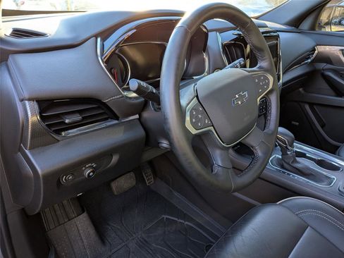 Used 2023 Chevrolet Traverse Premier w/ Redline Edition image 13