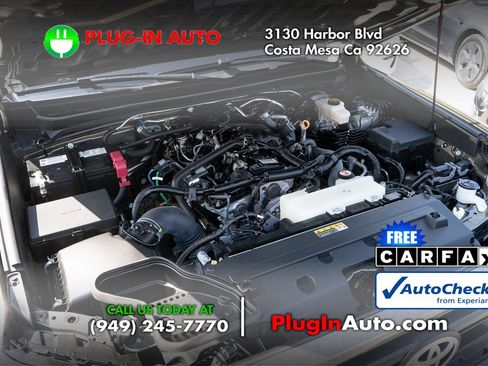 Used 2024 Toyota Tacoma TRD Off-Road image 12