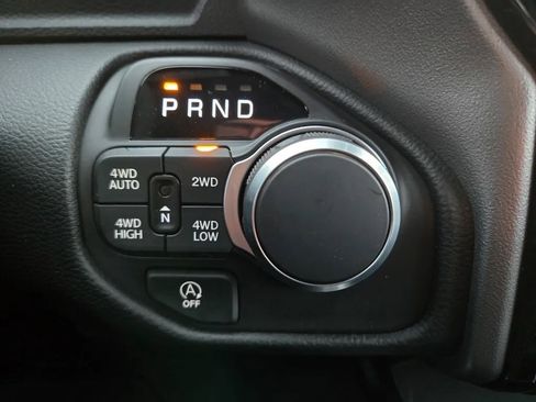 New 2026 RAM 1500 4x4 Crew Cab image 22