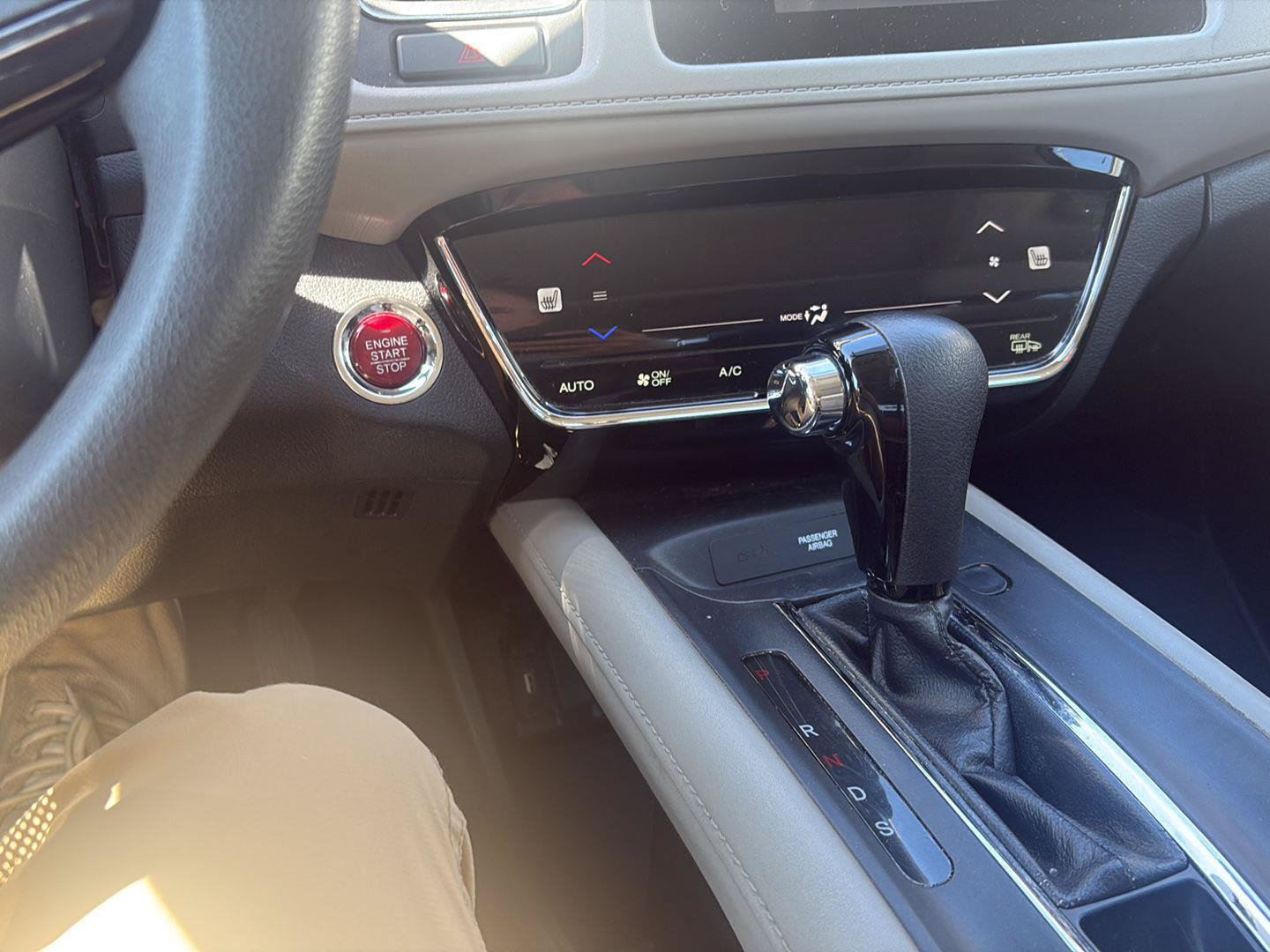Used 2016 Honda HR-V EX image 8