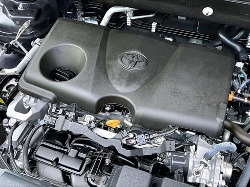 Used 2025 Toyota RAV4 LE FWD image 32