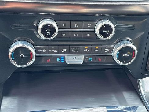 Used 2023 Ford F150 Lariat w/ Equipment Group 502A High AWD/4WD image 31