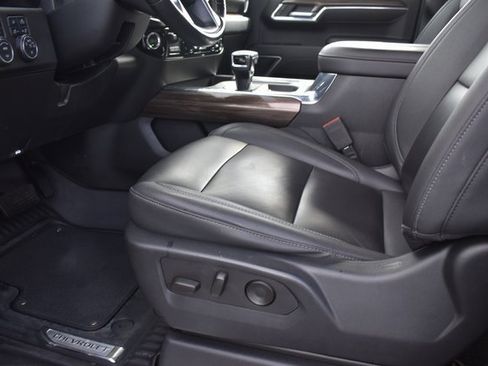 Used 2023 Chevrolet Silverado 1500 RST image 7