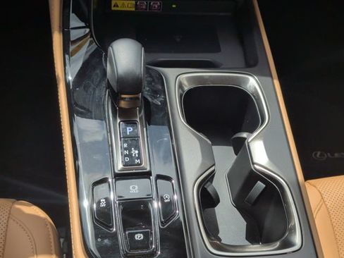 Used 2024 Lexus NX 250 FWD image 27