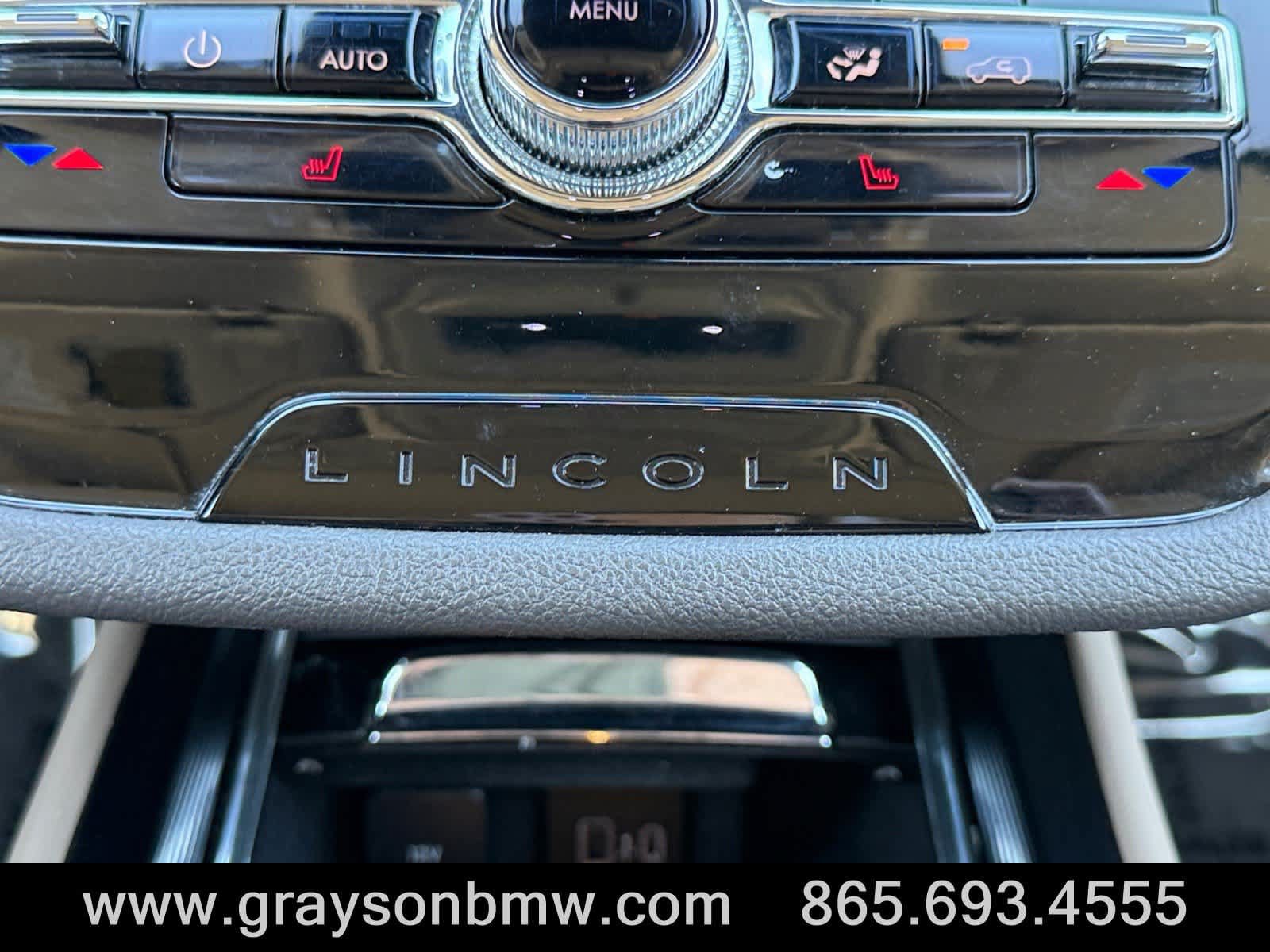 Used 2020 Lincoln Corsair FWD w/ Premium Package image 25