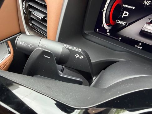 New 2026 Nissan Rogue Platinum image 29