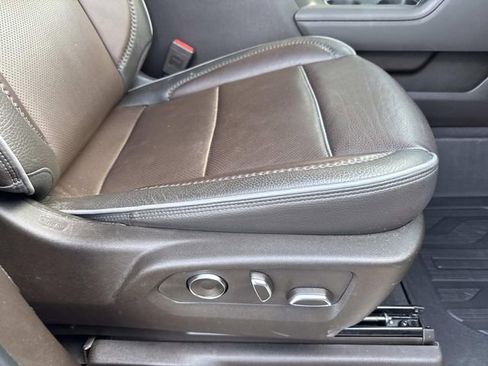 Used 2024 GMC Sierra 1500 Denali w/ Denali Reserve Package image 16