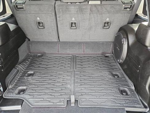 Used 2024 Jeep Wrangler Unlimited Rubicon 4xe w/ Technology Group image 6