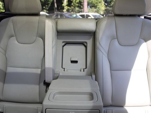 Used 2022 Volvo XC60 B5 Inscription w/ Advanced Package FWD image 53