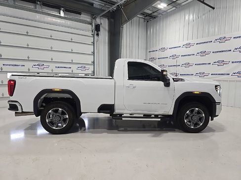 Used 2025 GMC Sierra 2500 SLE w/ Max Trailering Package image 9