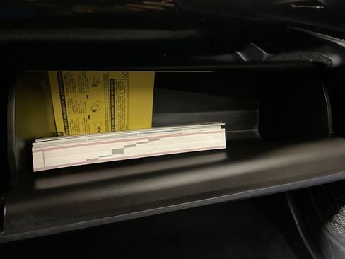 Used 2019 Toyota Prius LE w/ Carpet Mat Package image 25