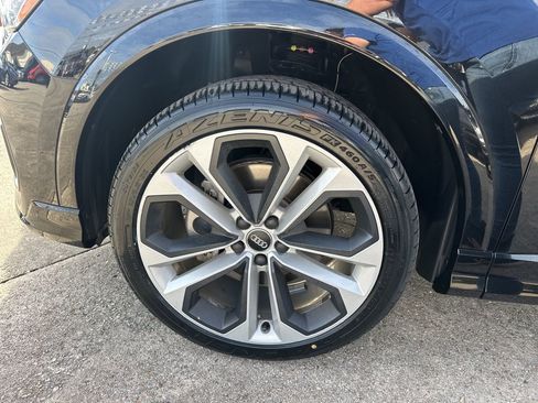 Used 2021 Audi Q3 2.0T Premium w/ 20" Wheel Package image 7