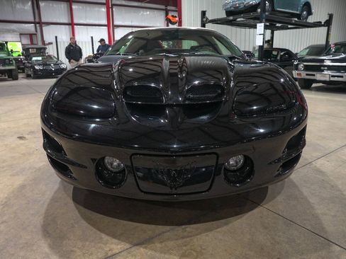 Used 2001 Pontiac Firebird Trans Am RWD image 29
