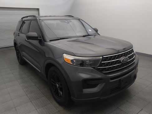 Used 2020 Ford Explorer XLT RWD image 14
