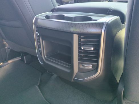 New 2026 RAM 1500 Express AWD/4WD image 31