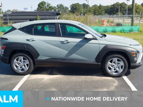 Used 2026 Hyundai Kona SE image 5