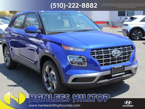 New 2025 Hyundai Venue Limited image 4