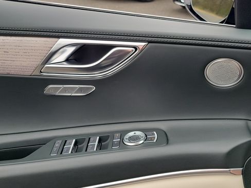 Certified 2026 Genesis GV80 2.5T Select AWD/4WD image 13