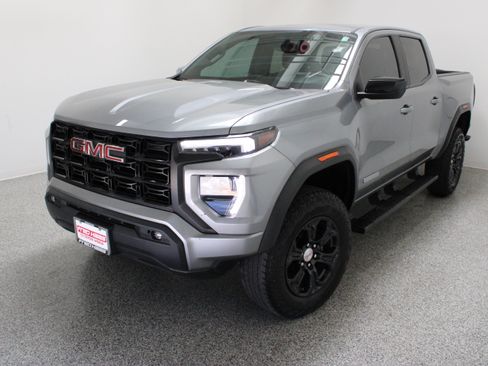 Used 2023 GMC Canyon Elevation w/ Elevation Premium Package RWD image 2
