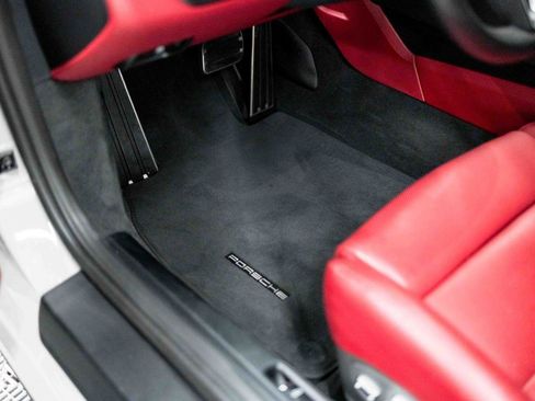 Used 2018 Porsche 911 Carrera GTS RWD image 42