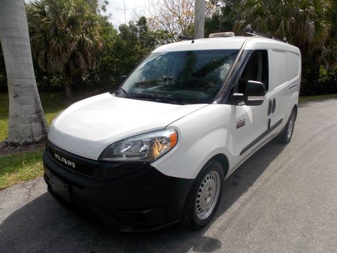 Used 2019 RAM ProMaster City Tradesman FWD image 2