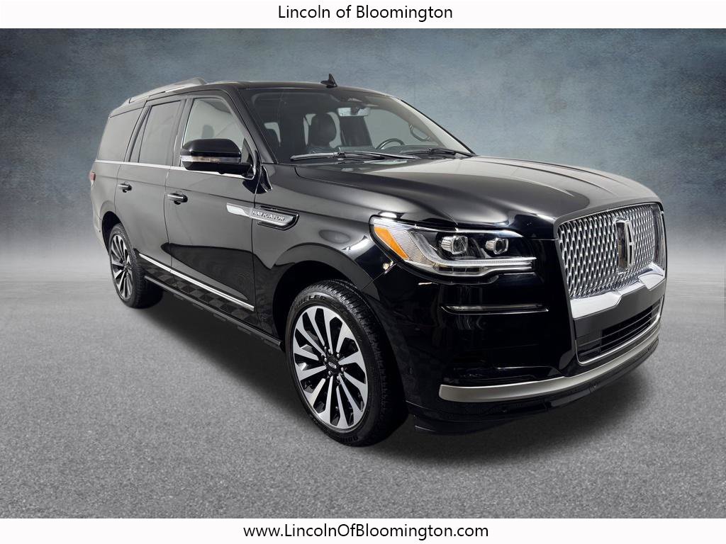 Used 2023 Lincoln Navigator Reserve AWD/4WD image 11