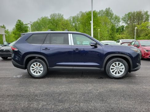 New 2026 Toyota Grand Highlander AWD Hybrid image 3