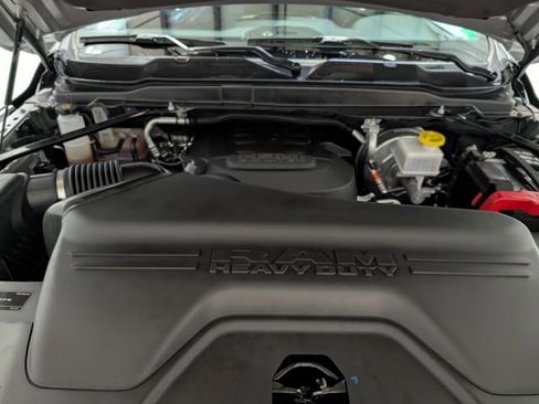 Used 2024 RAM 2500 Big Horn w/ Safety Group AWD/4WD image 28