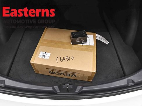 Used 2023 Tesla Model 3 Standard Range image 9