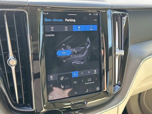 Certified 2025 Volvo XC60 T8 Core w/ Protection Package Premier image 12