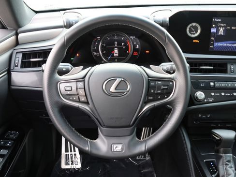 Used 2022 Lexus ES 350 F Sport image 16